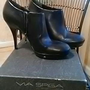 Via Spiga Ankle black boots